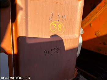 Kipper vrachtwagen RENAULT Midliner m150 bi benne: afbeelding 4 Kipper vrachtwagen RENAULT Midliner m150 bi benne: afbeelding 4