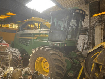 Hakselaar JOHN DEERE 7400