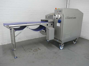 Voedselverwerkende machine