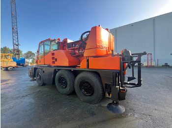 Mobiele kraan DEMAG