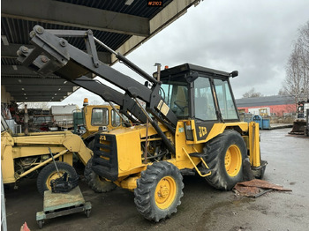 Tractor JCB