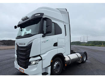 Trekker IVECO S-WAY