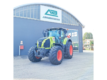 Tractor CLAAS Axion 810
