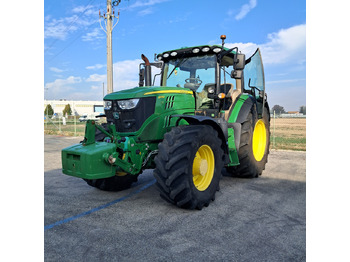 Tractor JOHN DEERE