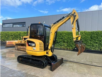 Minigraafmachine CATERPILLAR 302.7DCR