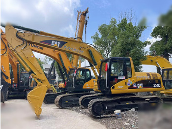 Rupsgraafmachine CATERPILLAR 320CL