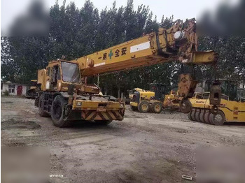 Ruwterreinkraan KATO KR25H: afbeelding 2 Ruwterreinkraan KATO KR25H: afbeelding 2