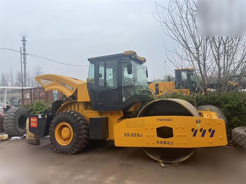 Schapenpootwals/ Grondverdichter XCMG XS223J