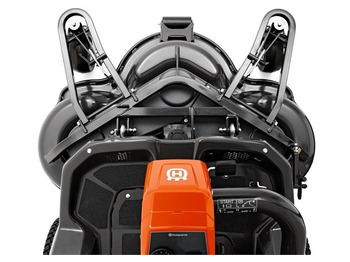 Gazonmaaier Husqvarna P520DX m. 132 cm Combi klipper: afbeelding 4 Gazonmaaier Husqvarna P520DX m. 132 cm Combi klipper: afbeelding 4