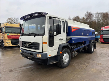 Tankwagen VOLVO FL6 220