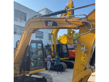 Graafmachine CATERPILLAR