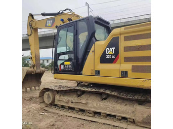 Rupsgraafmachine CATERPILLAR 320GC