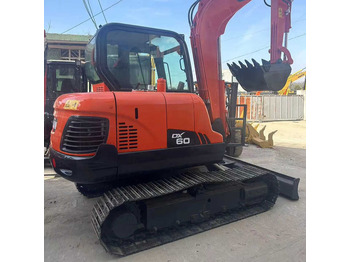 Rupsgraafmachine DOOSAN DX60
