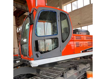 Rupsgraafmachine DOOSAN DX260