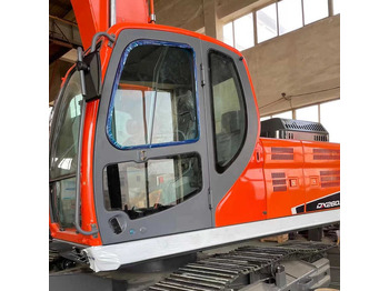Graafmachine DOOSAN DX260