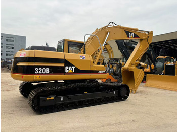 Rupsgraafmachine CATERPILLAR 320B