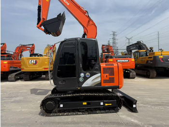 Rupsgraafmachine HITACHI ZX70