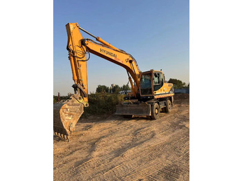 Mobiele graafmachine HYUNDAI R210