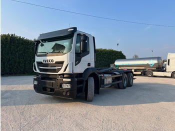 Haakarmsysteem vrachtwagen IVECO Stralis 460