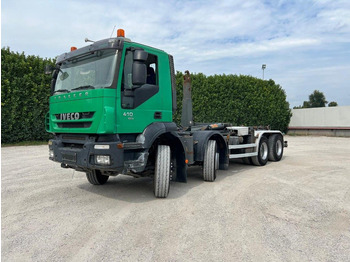 Haakarmsysteem vrachtwagen IVECO Trakker