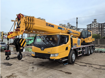 Alle terrein kraan XCMG XCT25