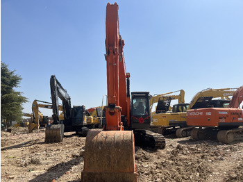 Rupsgraafmachine HITACHI ZX240