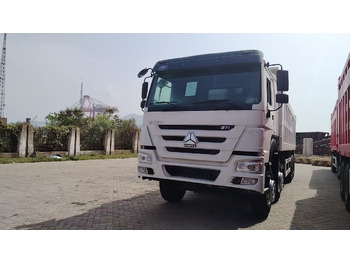 Kipper vrachtwagen SINOTRUK HOWO