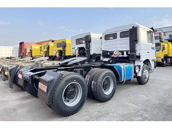 Trekker SHACMAN F3000 Shacman Truck Tractor for Sale in Nigeria: afbeelding 3 Trekker SHACMAN F3000 Shacman Truck Tractor for Sale in Nigeria: afbeelding 3