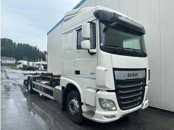Containertransporter/ Wissellaadbak vrachtwagen DAF XF 460 SpaceCab Retarder TÜV neu: afbeelding 2
