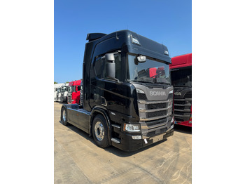 Trekker SCANIA R 500