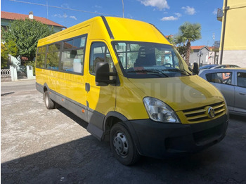 Schoolbus IVECO Daily
