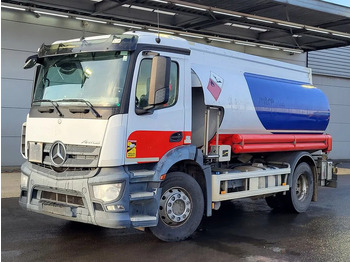 Tankwagen MERCEDES-BENZ Antos 1824