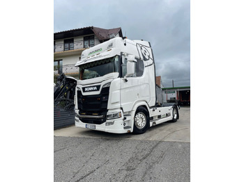 Trekker SCANIA R 520