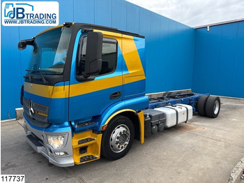 Chassis vrachtwagen MERCEDES-BENZ Actros 1843