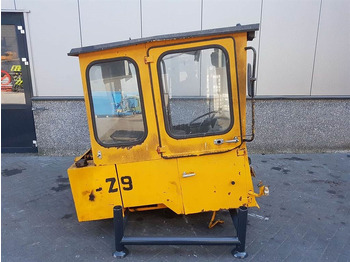 Cabine en interieur AHLMANN