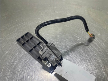 Cabine en interieur voor Bouwmachine Mecalac 12MTX-5270656-Gas pedal: afbeelding 5