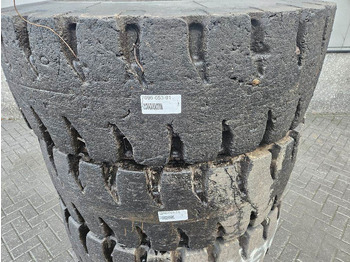 Banden en velgen voor Bouwmachine New Holland W110C-Barkley 17.5R25-Tire/Reifen/Band: afbeelding 2