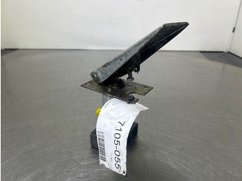 Leasing Terex TW150-Atlas 6049419/6047885-Gas pedal Terex TW150-Atlas 6049419/6047885-Gas pedal: afbeelding 4 Leasing Terex TW150-Atlas 6049419/6047885-Gas pedal Terex TW150-Atlas 6049419/6047885-Gas pedal: afbeelding 4