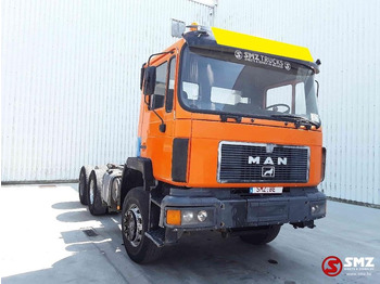 Chassis vrachtwagen MAN 26.292