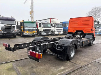 Chassis vrachtwagen Mercedes-Benz Atego 823L DAY CAB (6-CILINDER) 4x2 CHASSIS (MANUAL GEARBOX / SPER DIFFERENTIAL / 6-CILINDER ENGINE): afbeelding 3
