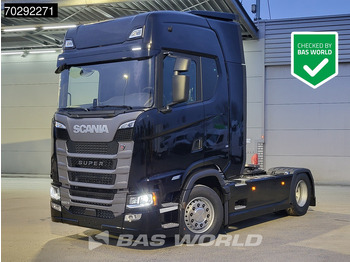 Trekker SCANIA S 500