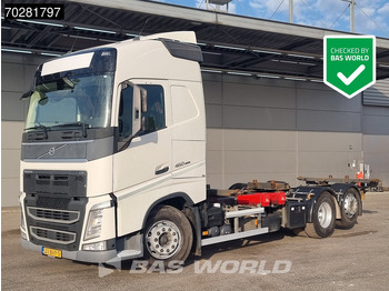 Containertransporter/ Wissellaadbak vrachtwagen VOLVO FH 460