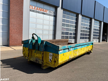 Haakarm container