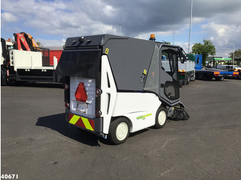 Leasing Green machine GM500H2 Hydrogen Waterstof Sweeper Green machine GM500H2 Hydrogen Waterstof Sweeper: afbeelding 4