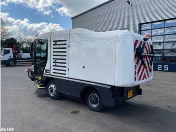 Veegwagen Ravo 540 CD Euro 6 with 3-rd brush: afbeelding 5