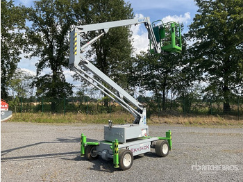 Knikarmhoogwerker SKYJACK