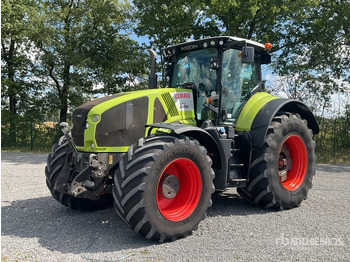 Tractor CLAAS Axion 940