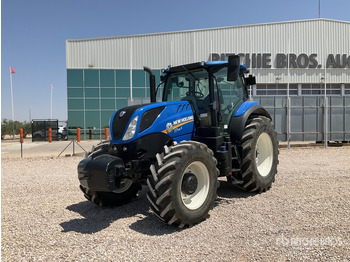 Tractor NEW HOLLAND T7