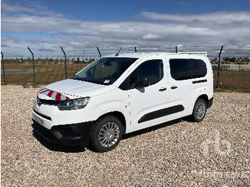 Personenwagen TOYOTA