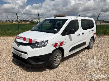 Personenwagen TOYOTA